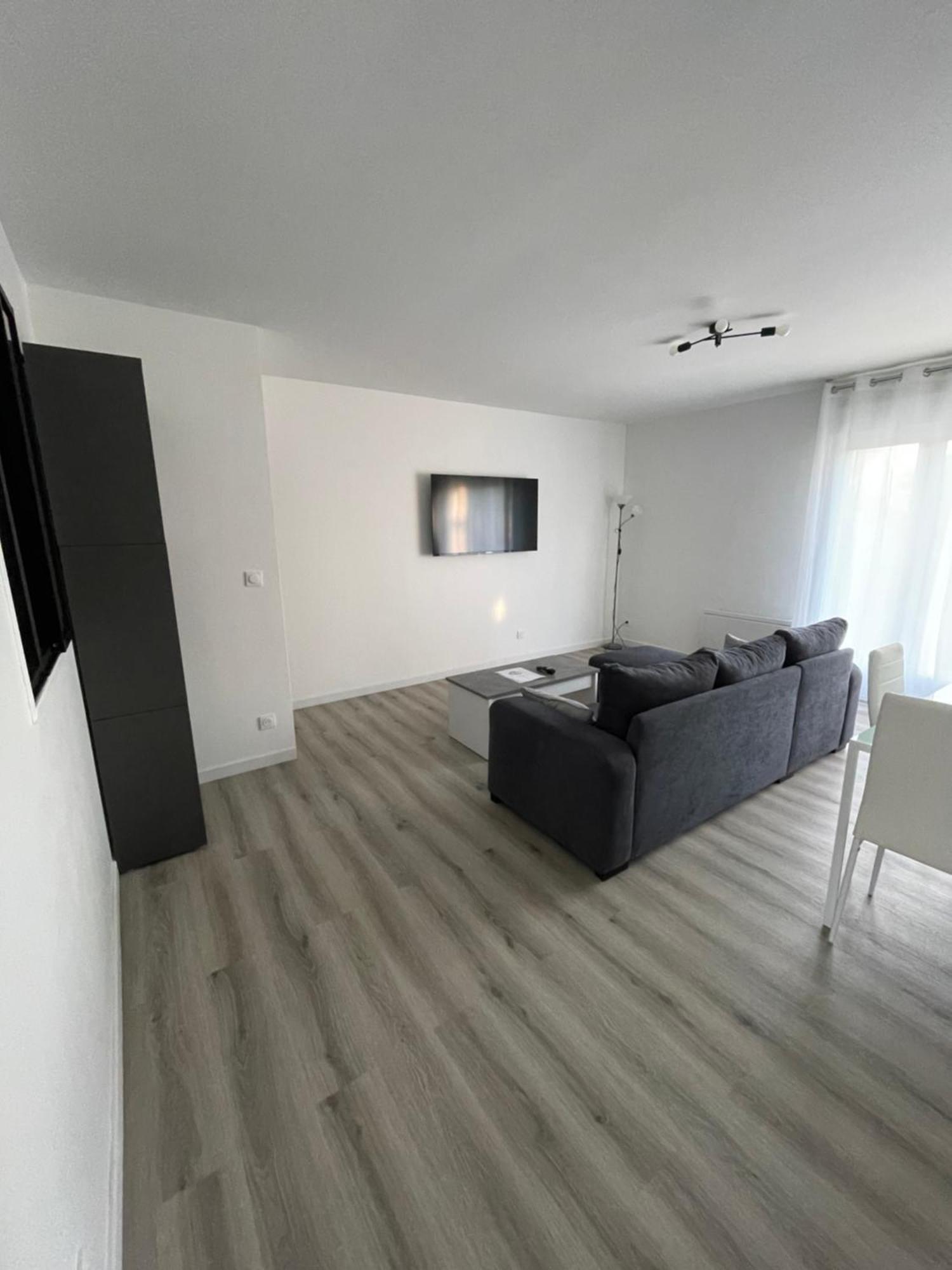 Maison Detente De 100 M2 Uniquement Couple-Famille-Travailleurs Villeparisis Eksteriør bilde